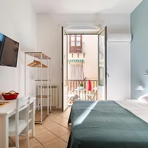 https://punto-al-capo-appartamento-o-stanze-private-con-bagno-privato.palermohotels.org